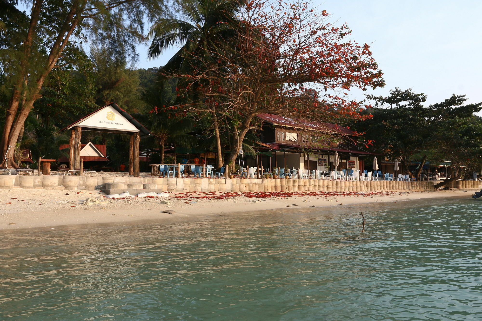 The Barat Perhentian Beach Resort Exterior photo